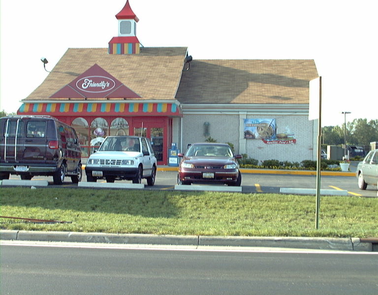 Friendlys W Central Retro Toledo Metro